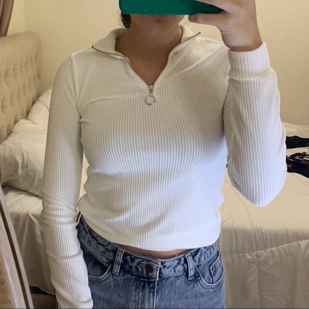 White long sleeve half zip up